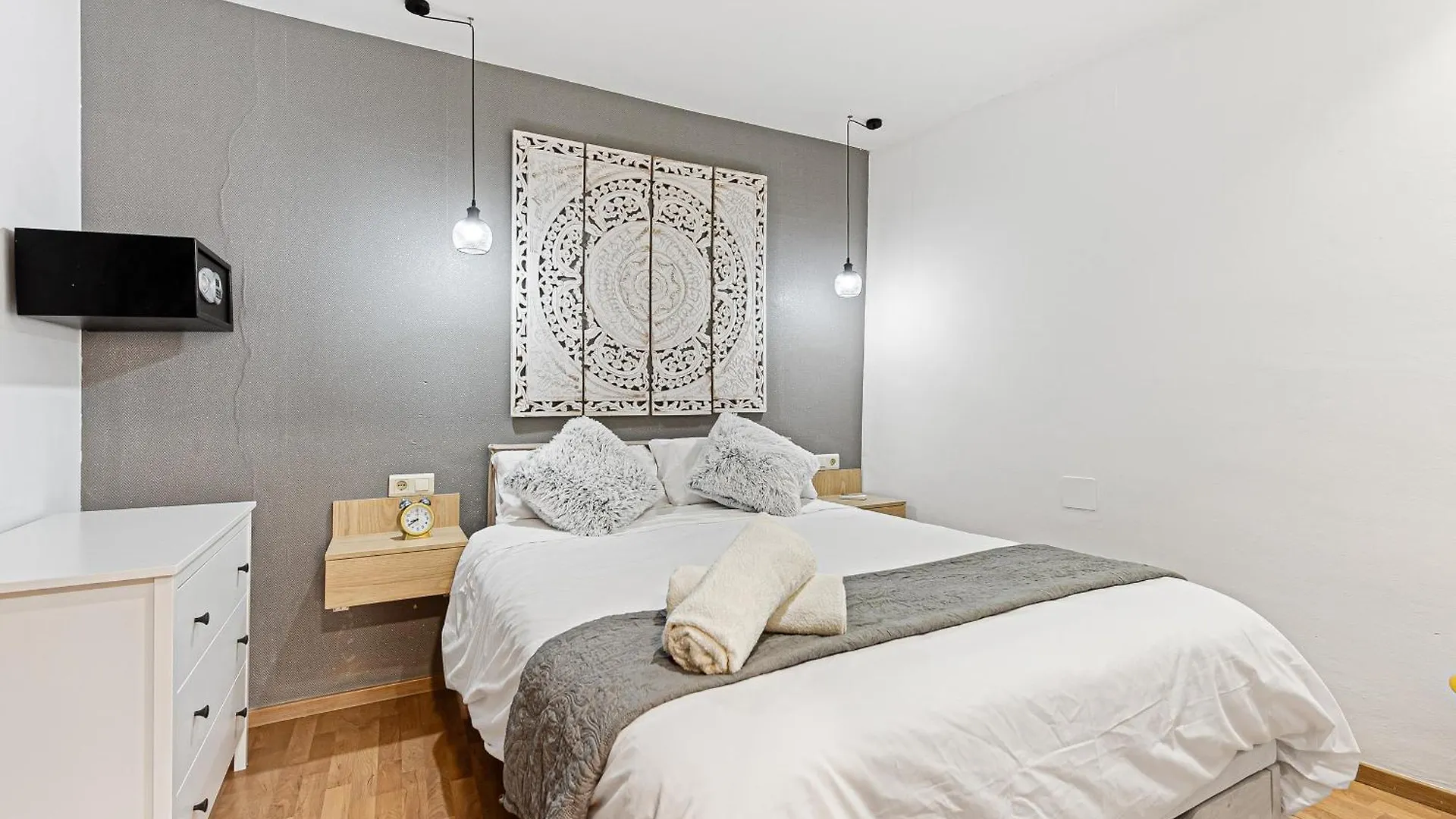 Urbanchicmalaga 2Bedroom Oasis In Historic Malaga Centre España